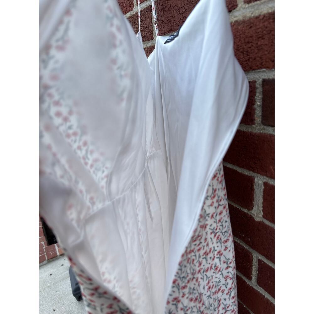 Nasty Gal Floral Mini Dress White Pink Ditsy Print Spaghetti Strap Size US 4 - Picture 5 of 6